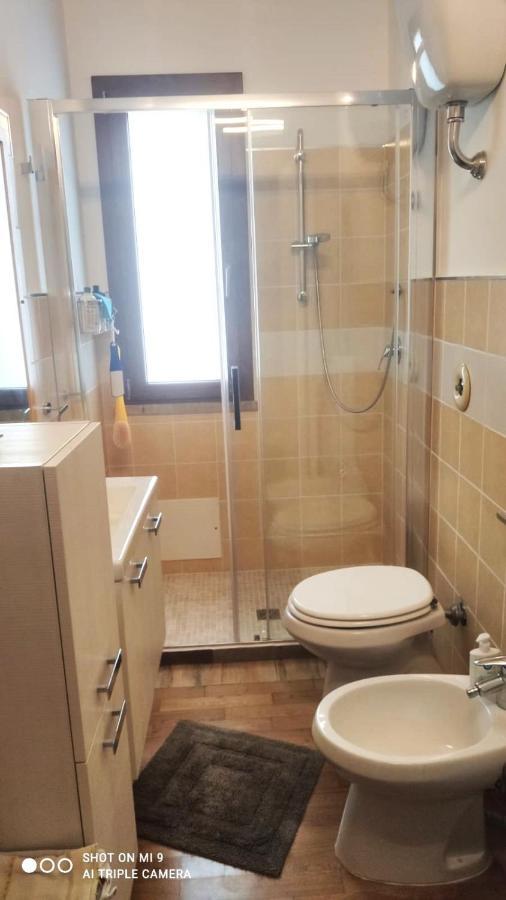 Apartamento La Casa Di Pia Cabras Exterior foto